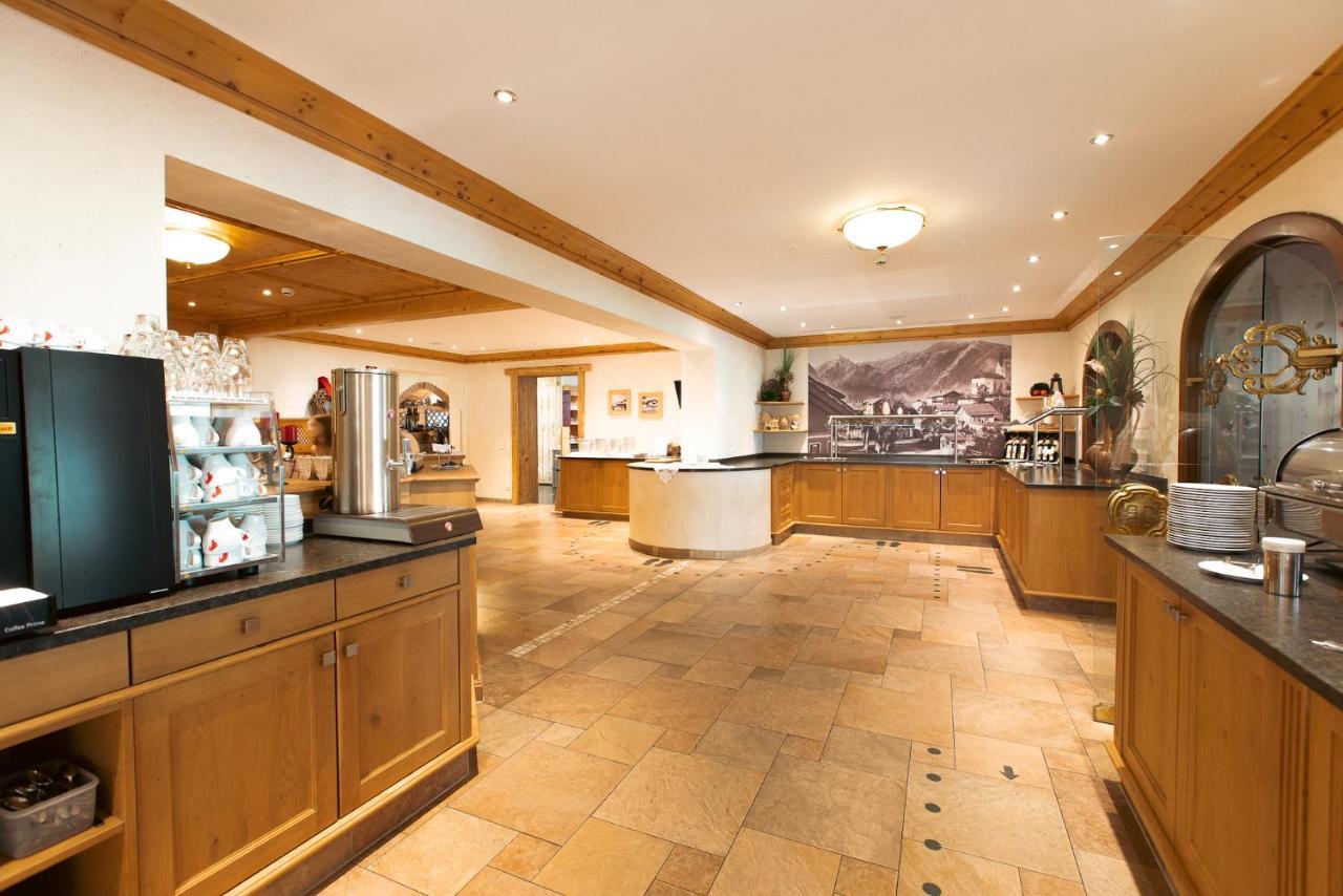 Hotel Tauernhof Kaprun Exteriör bild