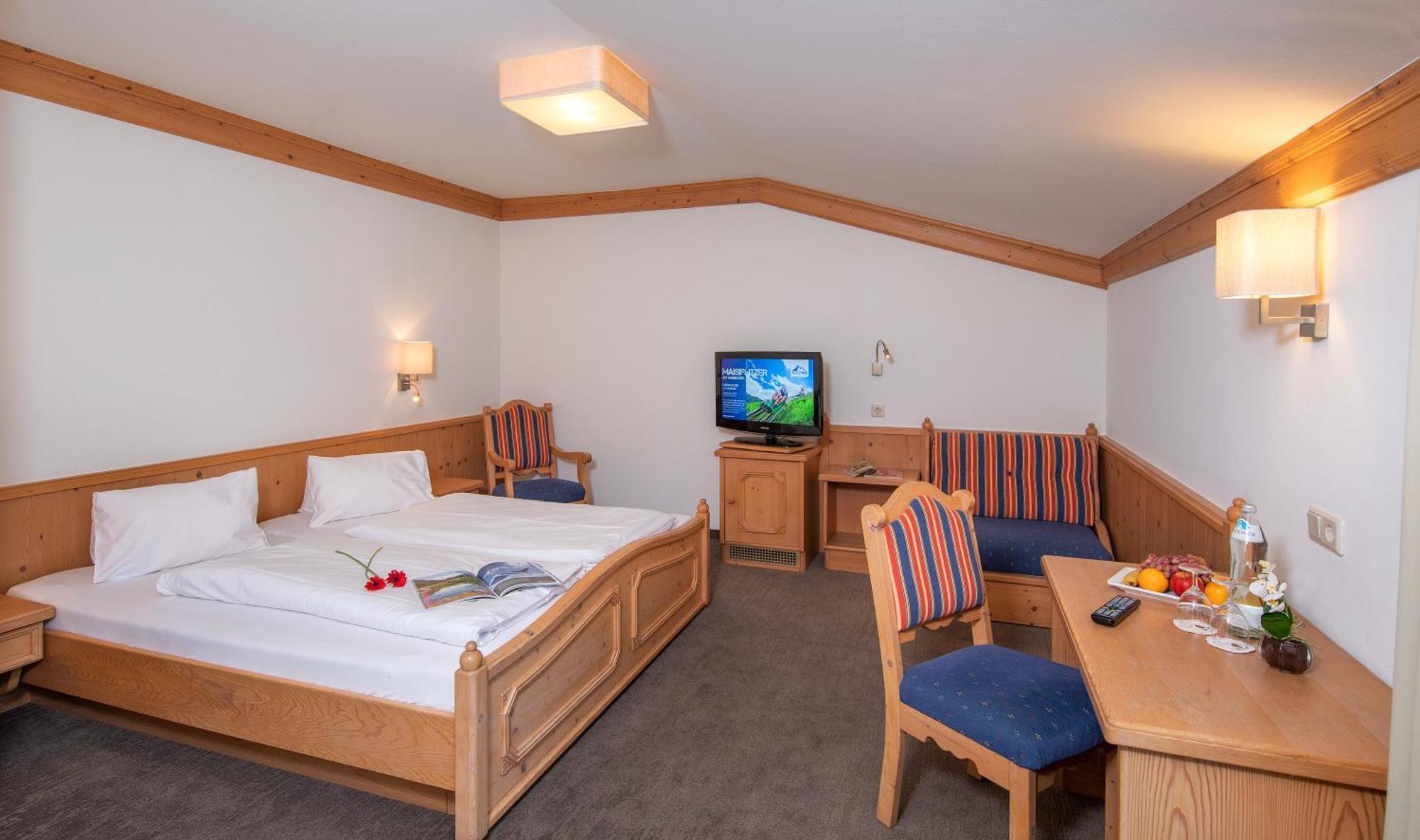 Hotel Tauernhof Kaprun Exteriör bild