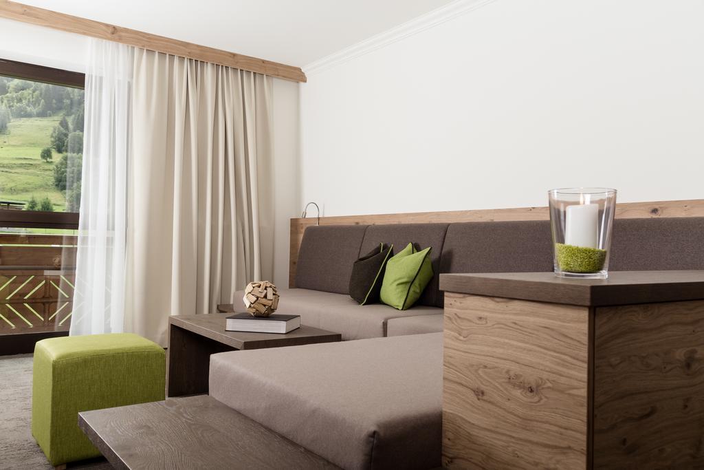 Hotel Tauernhof Kaprun Rum bild