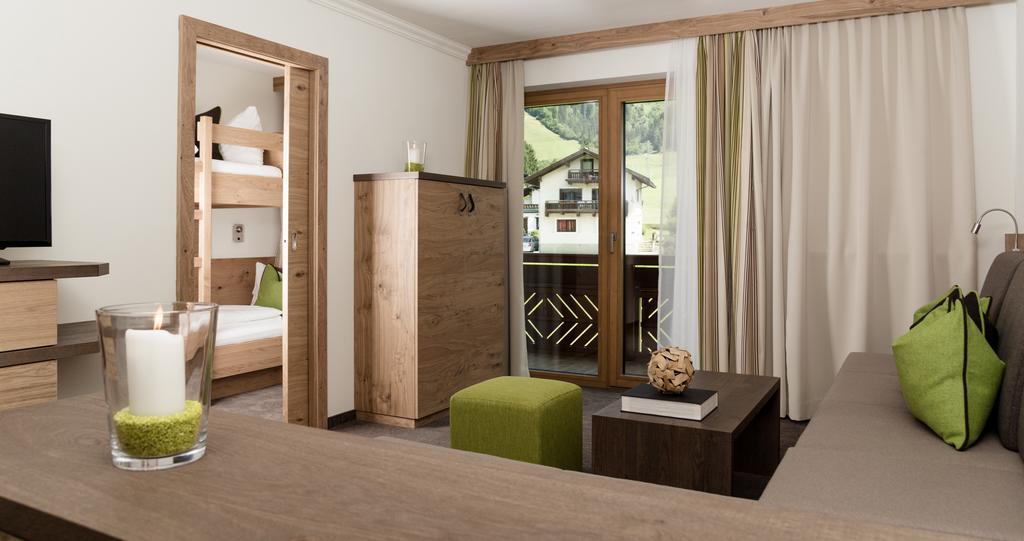 Hotel Tauernhof Kaprun Rum bild
